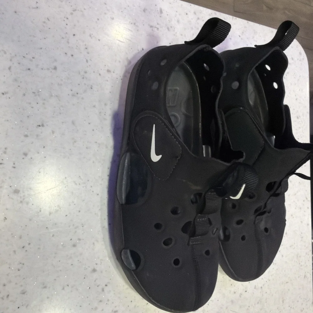 Nike Sunray Protect 4 (TD) Black White Fisherman Sandals Kids 3Y Water Shoes